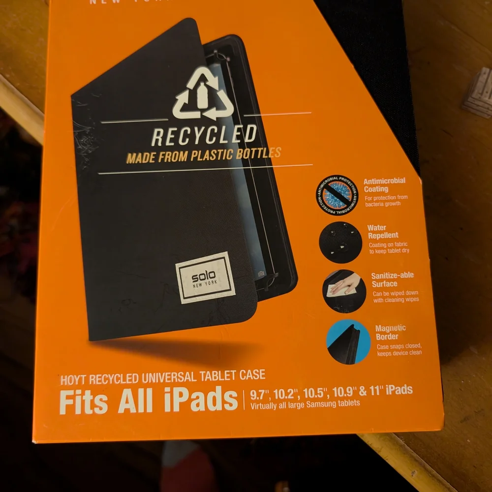 Black Recycled Tablet Case